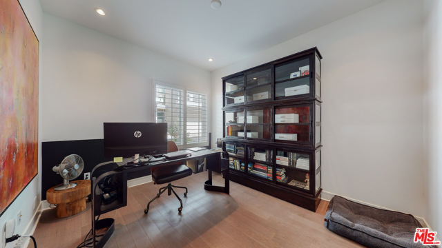 3 Bed Home for Sale in Los Angeles, California