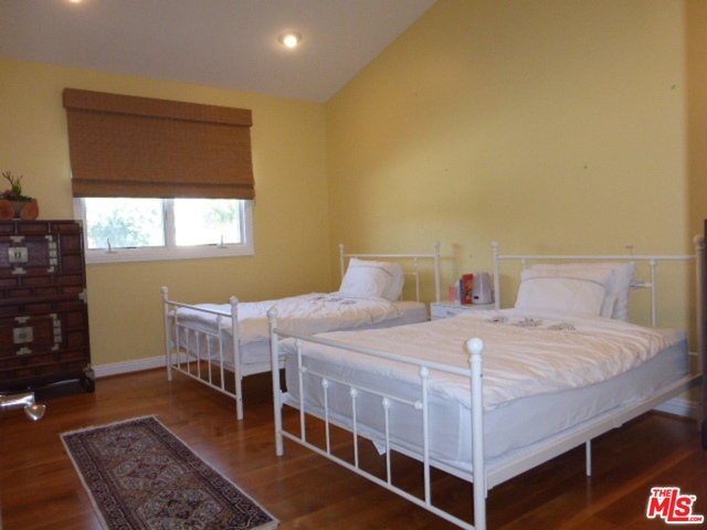 548 21ST Street, Hermosa Beach, California 90254, 5 Bedrooms Bedrooms, ,4 BathroomsBathrooms,Residential,Sold,21ST,18407334