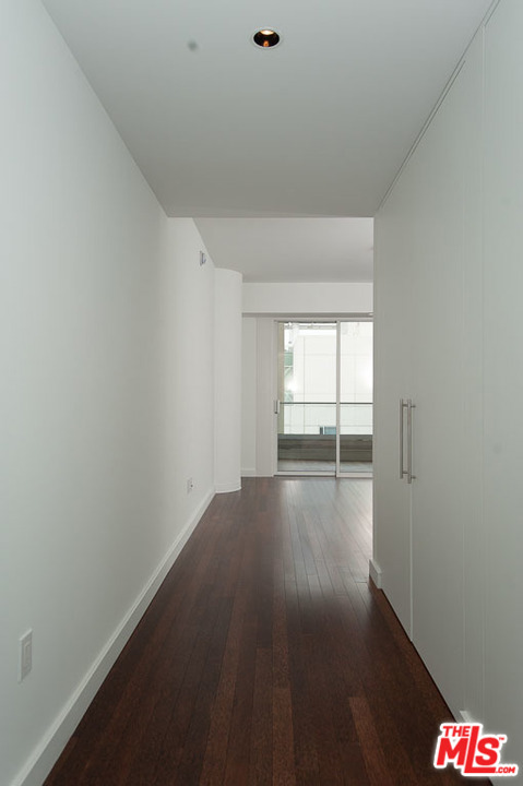 3 Bed Home for Sale in Los Angeles, California