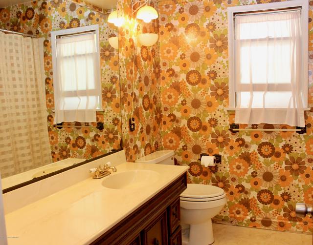 1908 Manzanita_Bath1