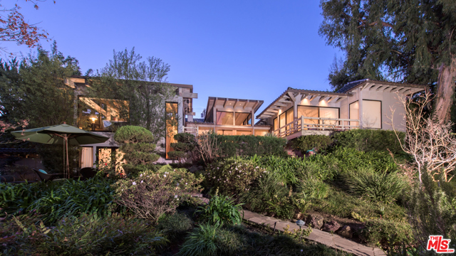 3 Bed Home for Sale in Los Angeles, California