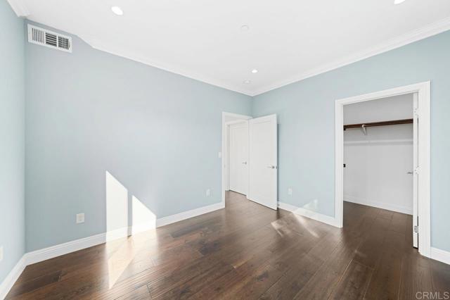 7 Bed Home for Sale in Los Angeles, California