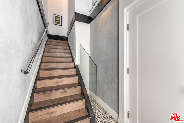 3 Bed Home for Sale in Los Angeles, California