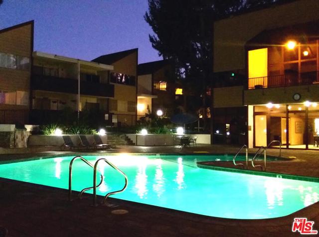 2 Bed Home for Sale in Culver City, California