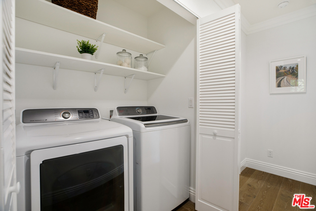 4 Bed Home for Sale in Valley Village, California