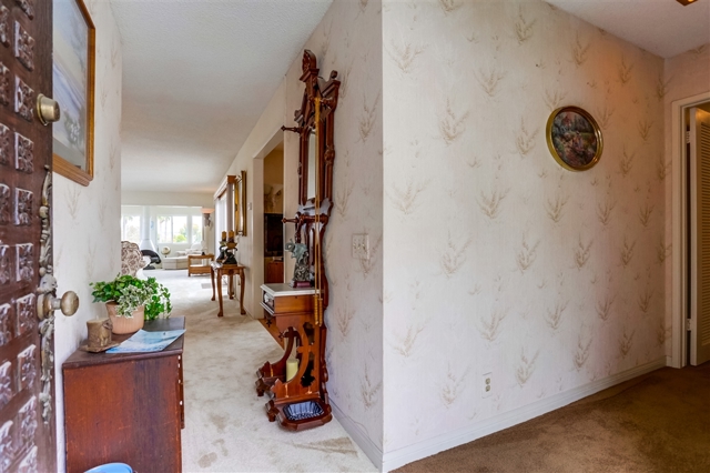 3747 S Vista Campana