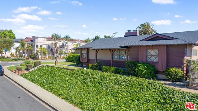 525 ROWELL Avenue, Manhattan Beach, California 90266, 3 Bedrooms Bedrooms, ,2 BathroomsBathrooms,Residential,Sold,ROWELL,20582780