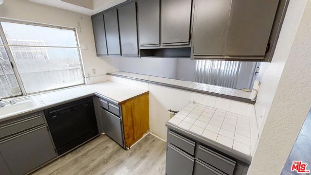 3 Bed Home for Sale in Compton, California