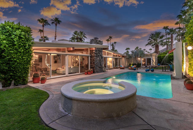 1197 N Via Monte Vista, Palm Springs, CA 92262