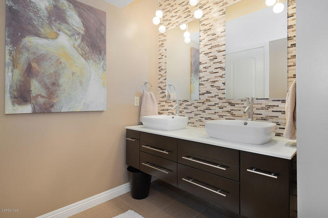 5 Bed Home for Sale in Agoura Hills, California