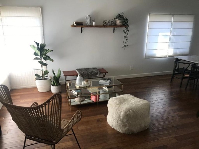 4549 Hancock Cir