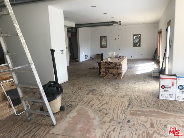 3 Bed Home for Sale in Studio City, California