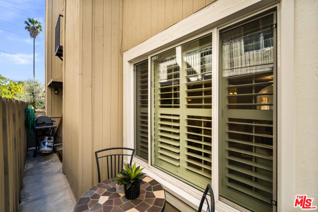 2 Bed Home for Sale in Studio City, California