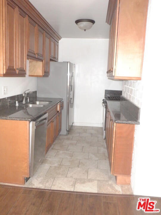 Photo of 1166 Amherst Avenue #8, Los Angeles, CA 90049