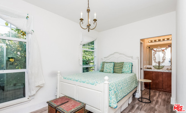 2 Bed Home for Sale in Pacific Palisades, California