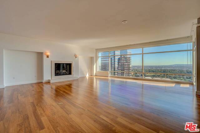 3 Bed Home for Sale in Los Angeles, California