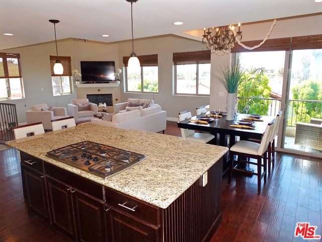 713 JUANITA Avenue, Redondo Beach, California 90277, 3 Bedrooms Bedrooms, ,3 BathroomsBathrooms,Residential,Sold,JUANITA,18338384