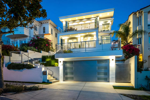 504 Francisca Avenue, Redondo Beach, California 90277, 4 Bedrooms Bedrooms, ,2 BathroomsBathrooms,Residential,Sold,Francisca,P1-1208