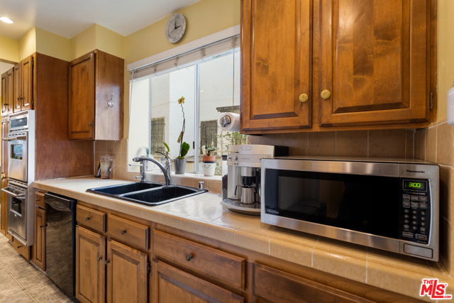  Income Home for Sale in Beverly Hills, California