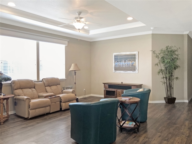 7102 Santa Barbara St