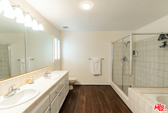 2210 HARRIMAN Lane, Redondo Beach, California 90278, 4 Bedrooms Bedrooms, ,2 BathroomsBathrooms,Residential,Sold,HARRIMAN,20544094
