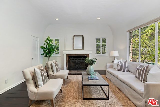 3 Bed Home for Sale in Los Angeles, California