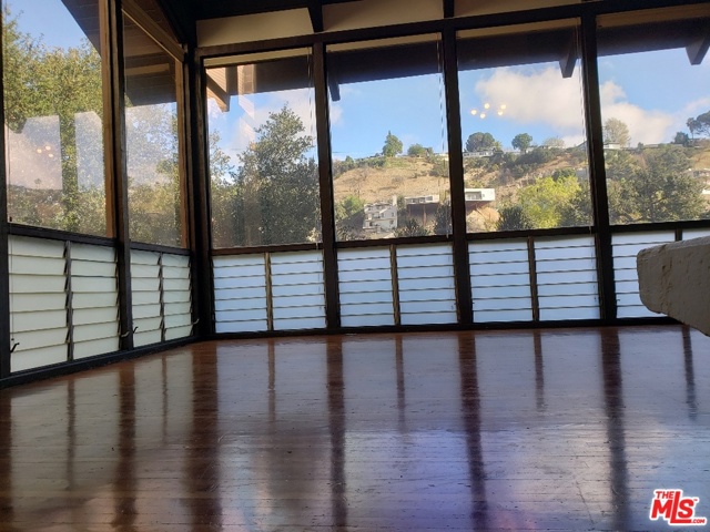 3 Bed Home for Sale in Sherman Oaks, California