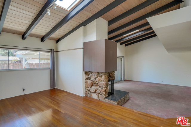 3 Bed Home for Sale in Granada Hills, California