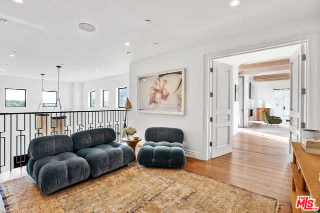 4 Bed Home for Sale in Los Angeles, California