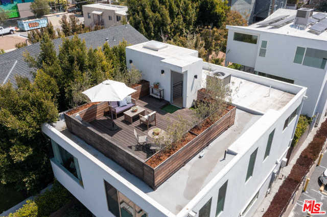 3 Bed Home for Sale in Venice, California