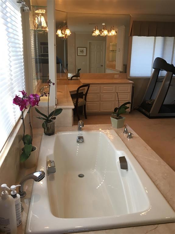 upstairs master bath