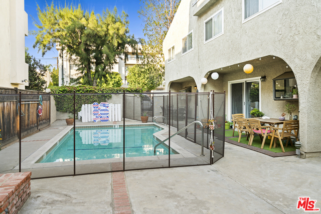 3 Bed Home for Sale in Sherman Oaks, California