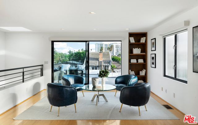 3 Bed Home for Sale in Venice, California
