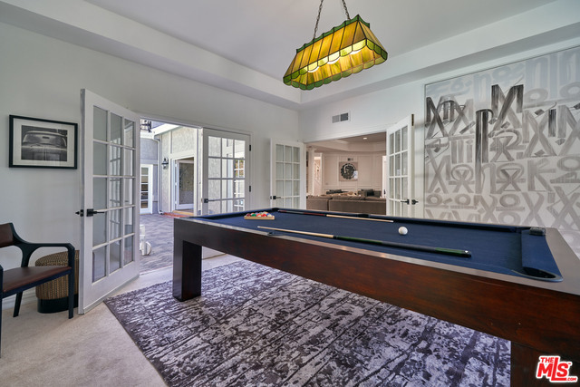 6 Bed Home for Sale in Encino, California