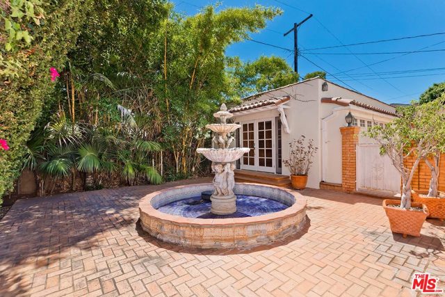 3 Bed Home for Sale in Los Angeles, California