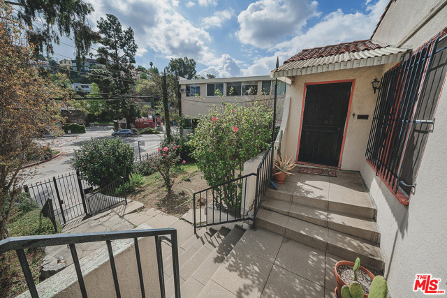  Income Home for Sale in Los Angeles, California