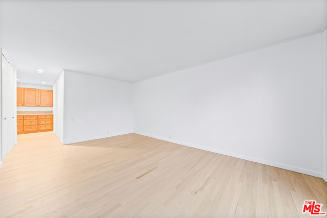 2 Bed Home for Sale in Los Angeles, California