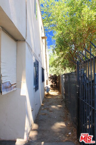  Income Home for Sale in Lake Balboa, California