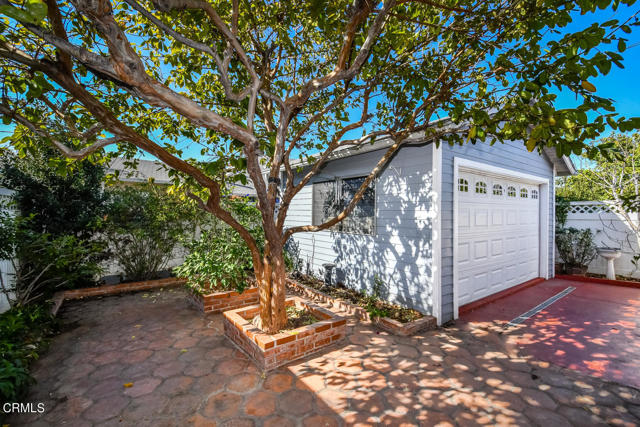 4 Bed Home for Sale in Los Angeles, California
