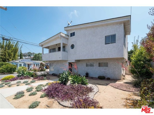 1326 OWOSSO Avenue, Hermosa Beach, California 90254, 4 Bedrooms Bedrooms, ,3 BathroomsBathrooms,Residential,Sold,OWOSSO,20558026
