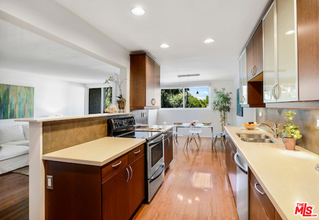 2 Bed Home for Sale in Los Angeles, California