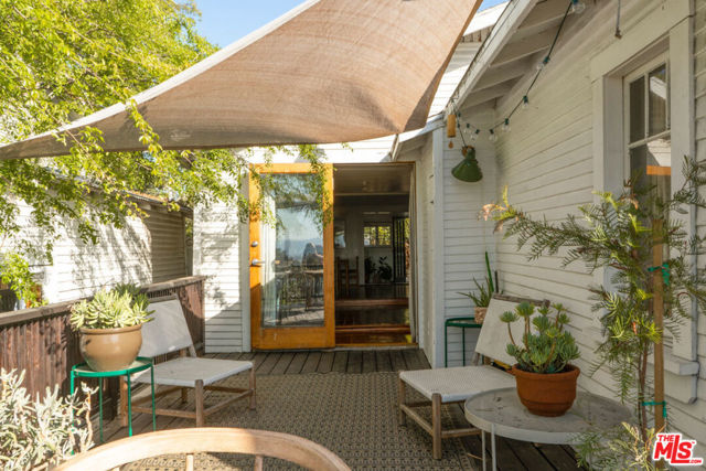 2 Bed Home for Sale in Los Angeles, California