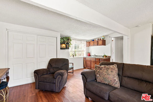 3 Bed Home for Sale in Los Angeles, California