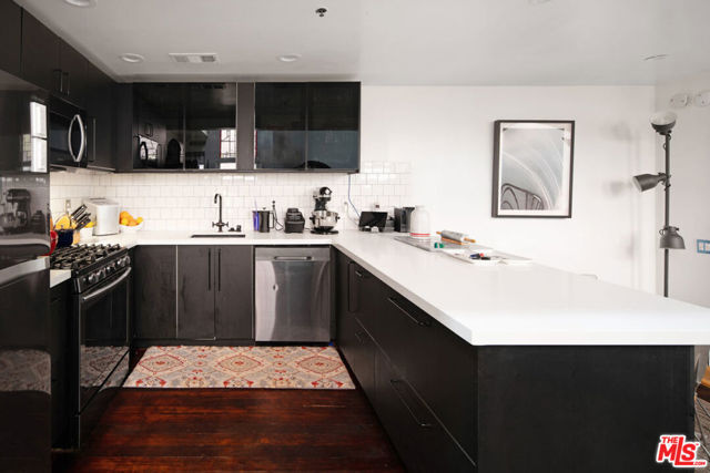  Income Home for Sale in Los Angeles, California