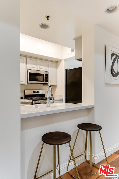 3 Bed Home for Sale in Los Angeles, California