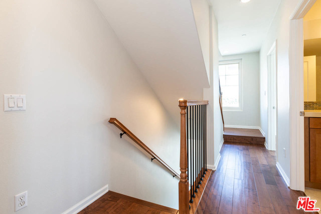 2 Bed Home for Sale in Los Angeles, California