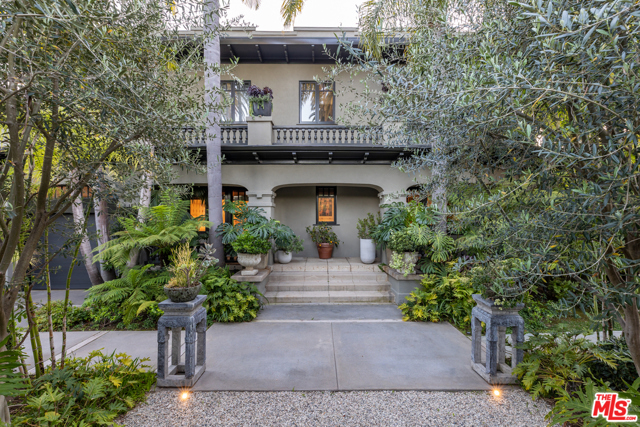 5 Bed Home for Sale in Santa Monica, California