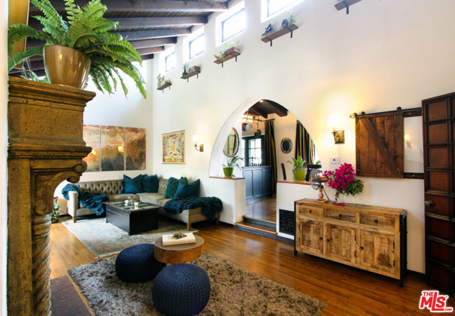 1 Bed Home for Sale in Los Angeles, California