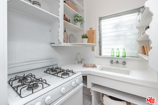 5 Bed Home for Sale in Santa Monica, California