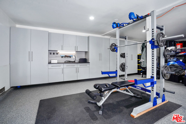 4 Bed Home for Sale in Encino, California